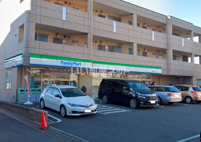 コンビニ　ファミリーマート柏松葉町七丁目店（コンビニ）まで403m