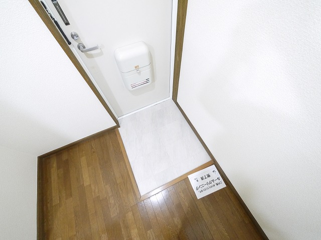 玄関　明るい玄関です