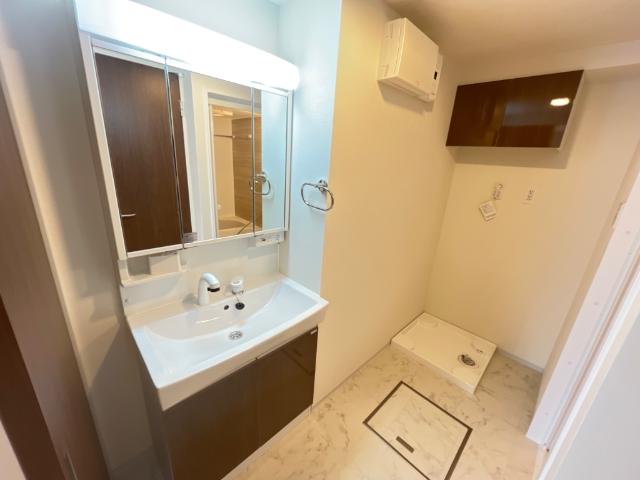 洗面設備　洗髪洗面化粧台