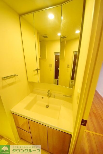 洗面設備　同仕様