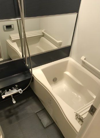 バス・シャワールーム　☆ゆったりくつろげるお風呂☆