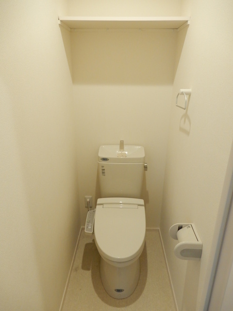 トイレ　ウォシュレット付きのトイレ