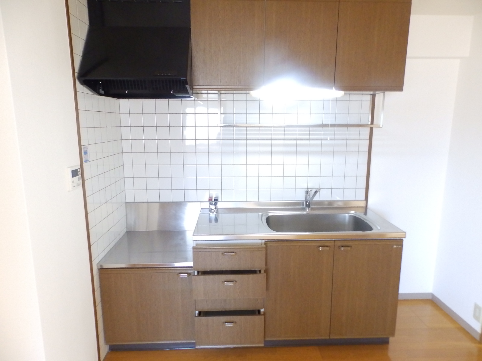 キッチン　コンロはご準備下さい