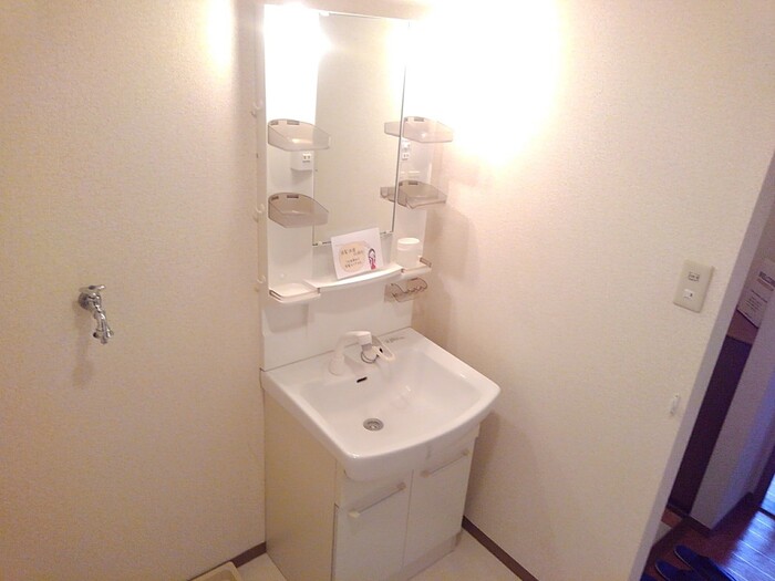 洗面設備　洗髪洗面化粧台