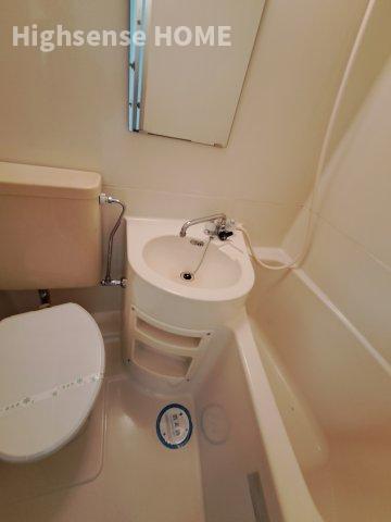 洗面設備　脱衣スペースもあります