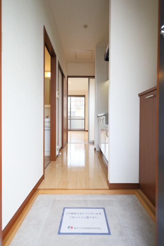 玄関　図面と現状に相違がある場合には現状を優先