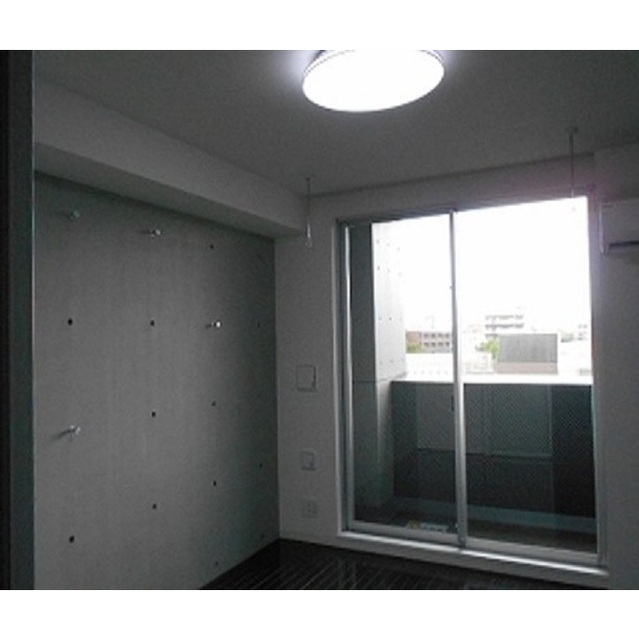 居室・リビング　同間取り別階写真含みます