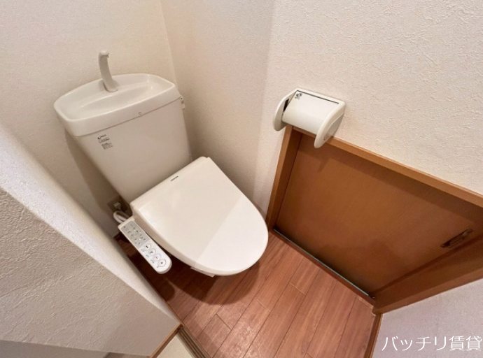 トイレ　※同型タイプ写真の為、現状優先。初期費用分割可能