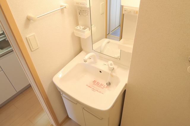 洗面設備　独立洗面化粧台付きでおすすめです！
