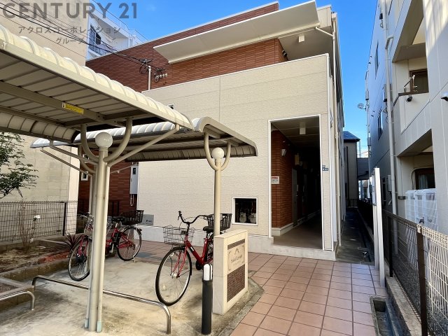 建物外観　オートロック・防犯カメラ付きで安心です！