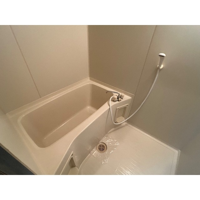 バス・シャワールーム　お風呂で日々の疲れを落としましょう