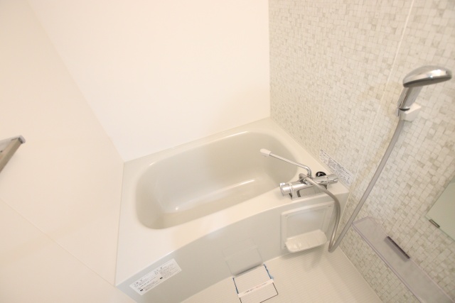 バス・シャワールーム　※別室の参考写真の為、現況優先です。