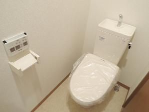 トイレ　メゾンTADO　荒川区西日暮里5