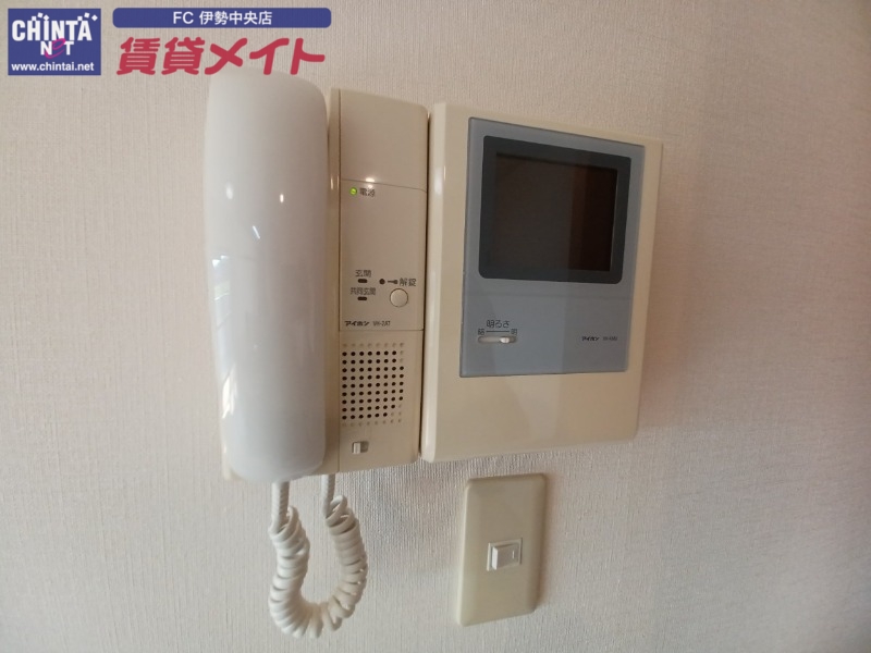 セキュリティ　同型参考写真