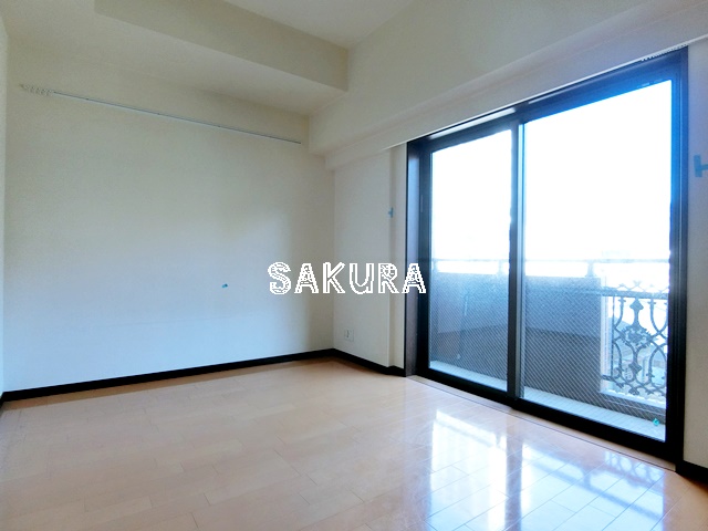 居室・リビング　使いやすい形の為、レイアウトを楽しめます♪