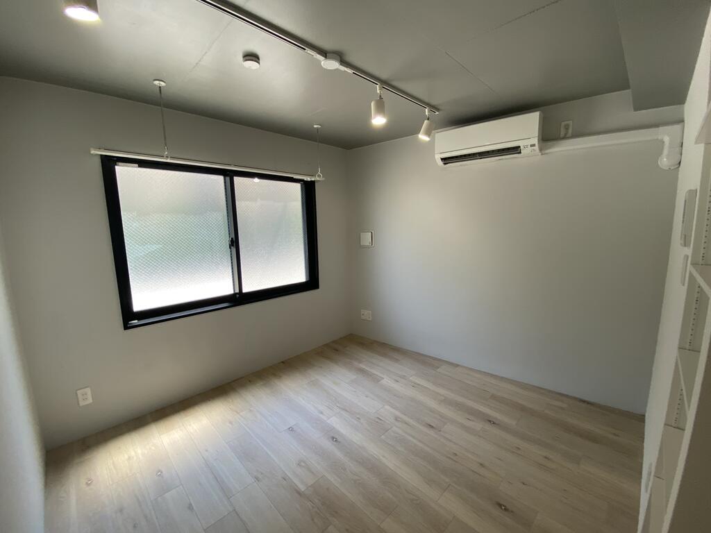 居室・リビング　参考：別のお部屋（101号室の写真です）