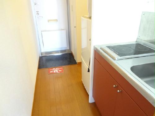 玄関　宅配ボックスつき