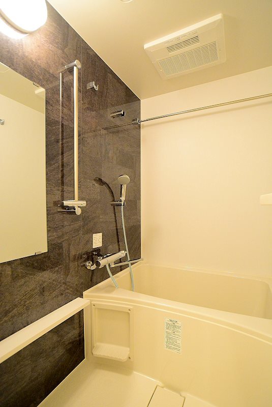 バス・シャワールーム　風呂