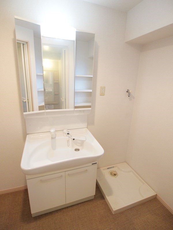 洗面設備　脱衣所もございます。