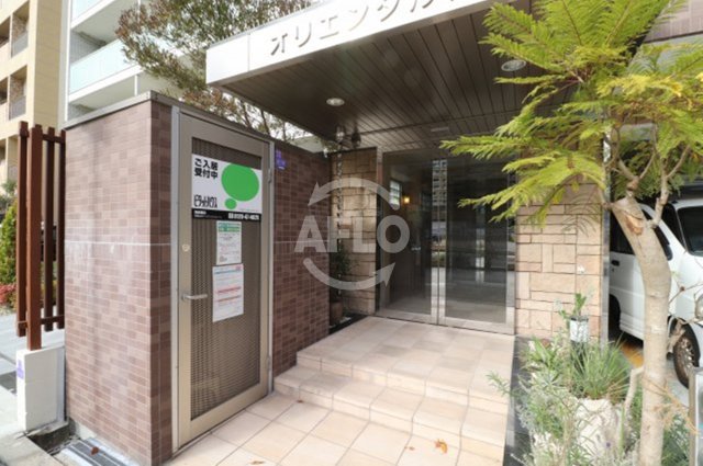 エントランス　オリエンタル福島　エントランスアプローチ