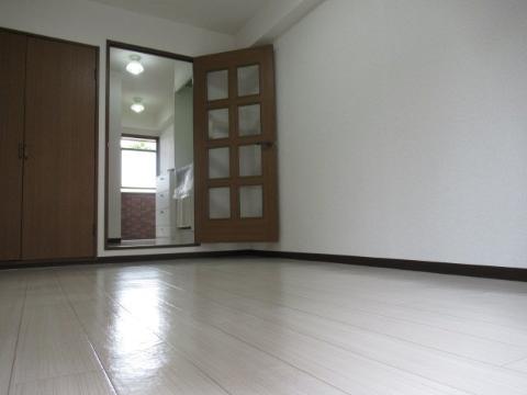 居室・リビング　洋室