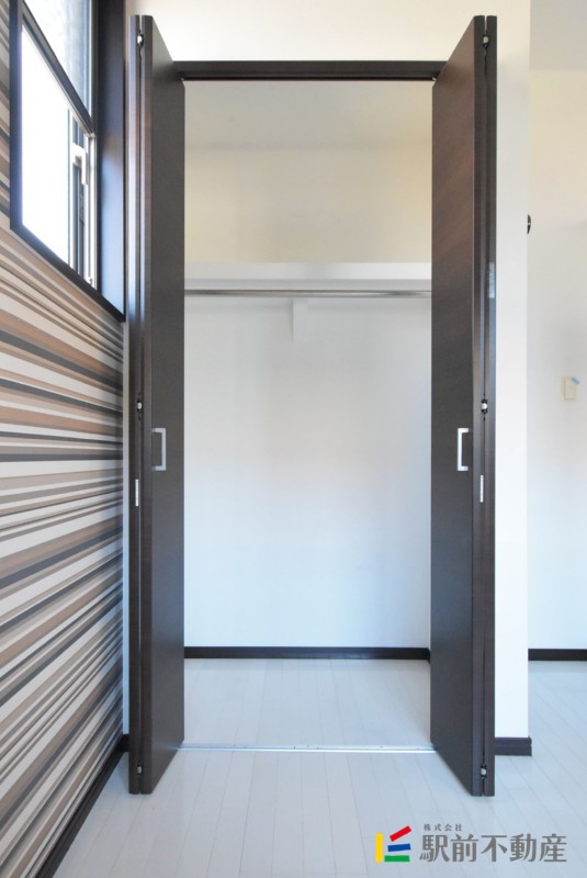 収納　写真は別部屋