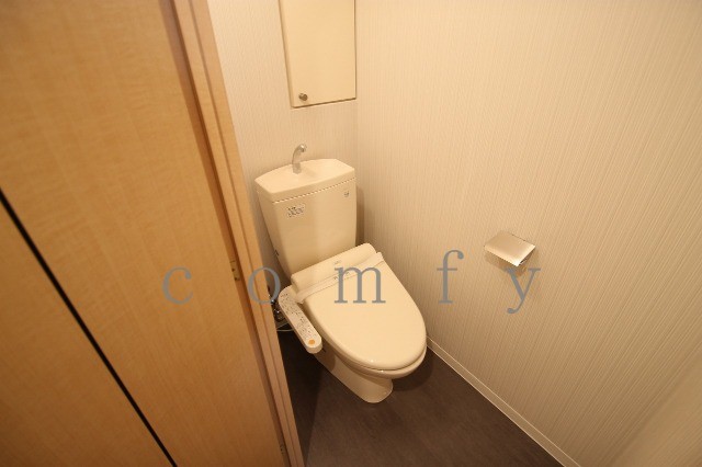 トイレ　ウォシュレット付きトイレ