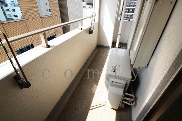 バルコニー　バルコニー