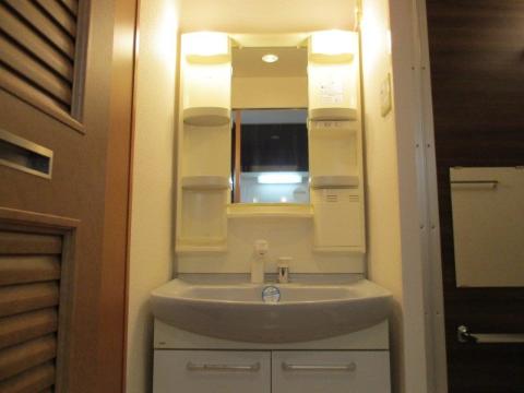 洗面設備　洗髪洗面化粧台