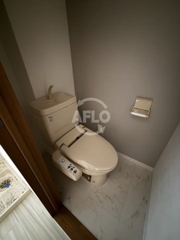 トイレ　レスポワル新町　トイレ