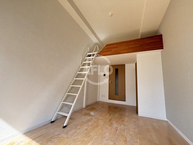 居室・リビング　レスポワル新町　居間・リビング