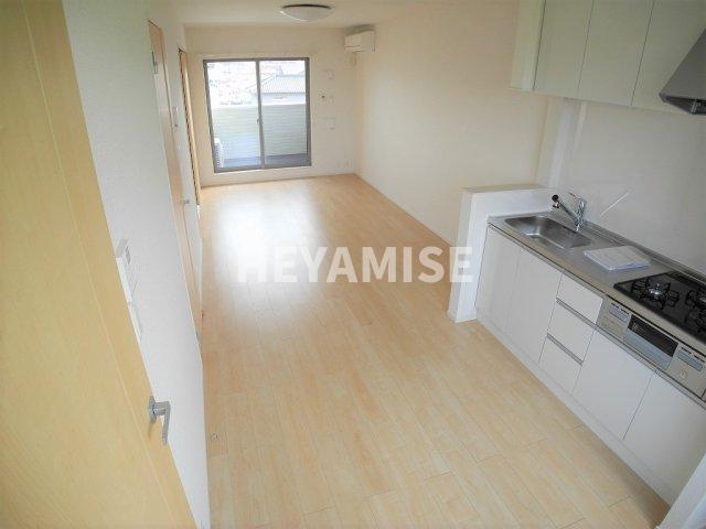 居室・リビング　※室内画像は別号室のもの