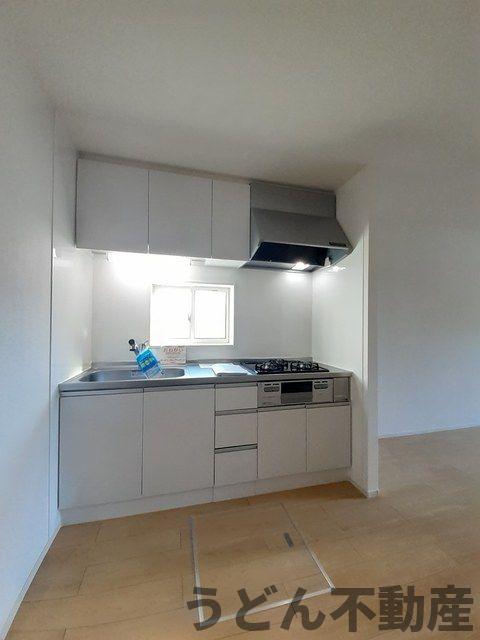 キッチン　うどん県のお部屋探しはうどん不動産へ うどんちゃんとLINE