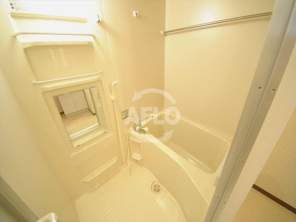 バス・シャワールーム　エステムコート難波IIアレグリア　浴室