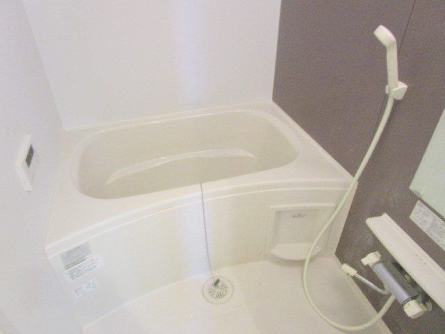 バス・シャワールーム　★追炊き・浴室乾燥機付きのお風呂★