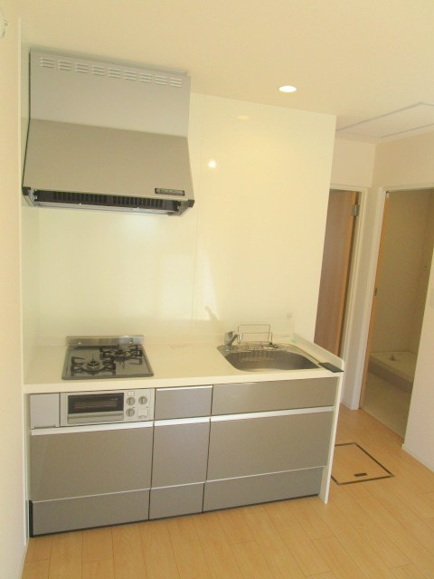 キッチン　★ガス2口グリル付きのシステムキッチン★