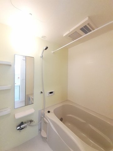 バス・シャワールーム　日々の暮らしに欠かせないお風呂です