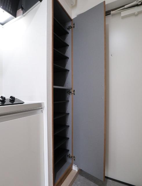 収納　収納　シューズボックス