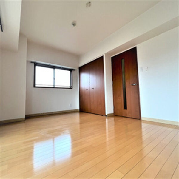 居室・リビング　洋室9帖　クローゼット付