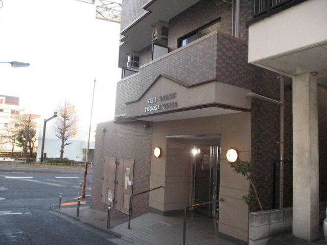 エントランス　建物の入り口です