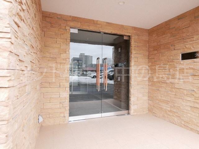 エントランス　詳細は、ウィンドワード中の島店までご相談下さい。