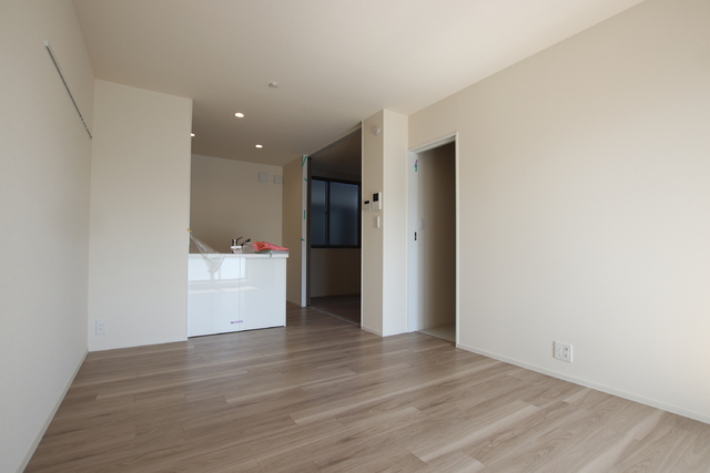 居室・リビング　２０１号室の室内写真です。