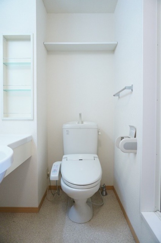 トイレ　図面と現状に相違がある場合には現状を優先