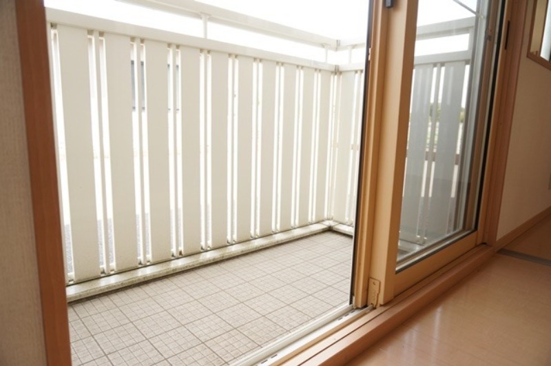 バルコニー　図面と現状に相違がある場合には現状を優先