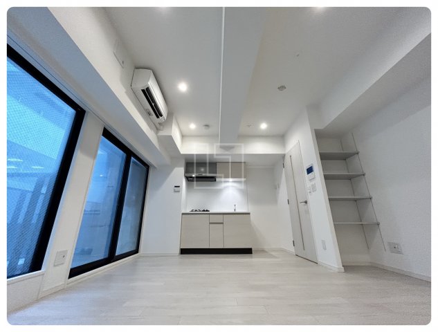 居室・リビング　シーズンフラッツ大手前　リビング・ダイニングスペース