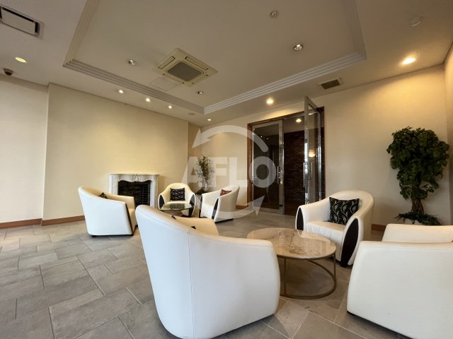 ロビー　グランシス江坂　ロビー