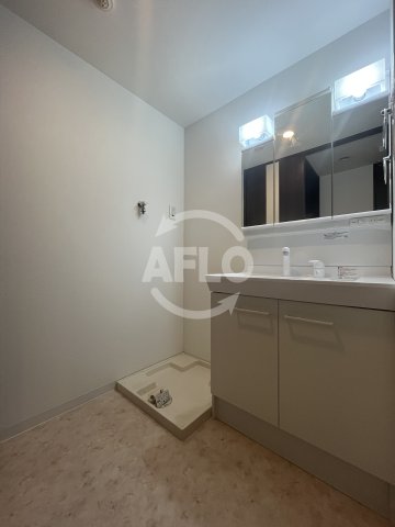 洗面設備　グランシス江坂　洗面台