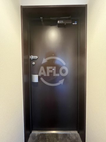 玄関　グランシス江坂　玄関