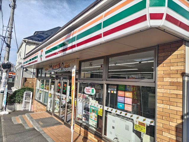 コンビニ　セブン－イレブン　横浜希望ヶ丘駅南店（コンビニ）まで52m