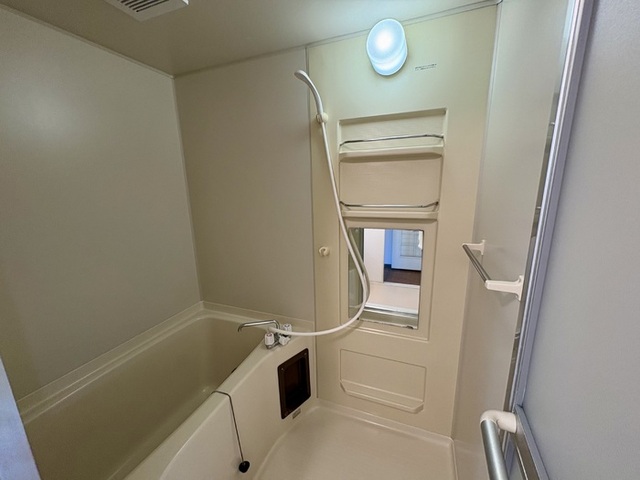 バス・シャワールーム　浴室